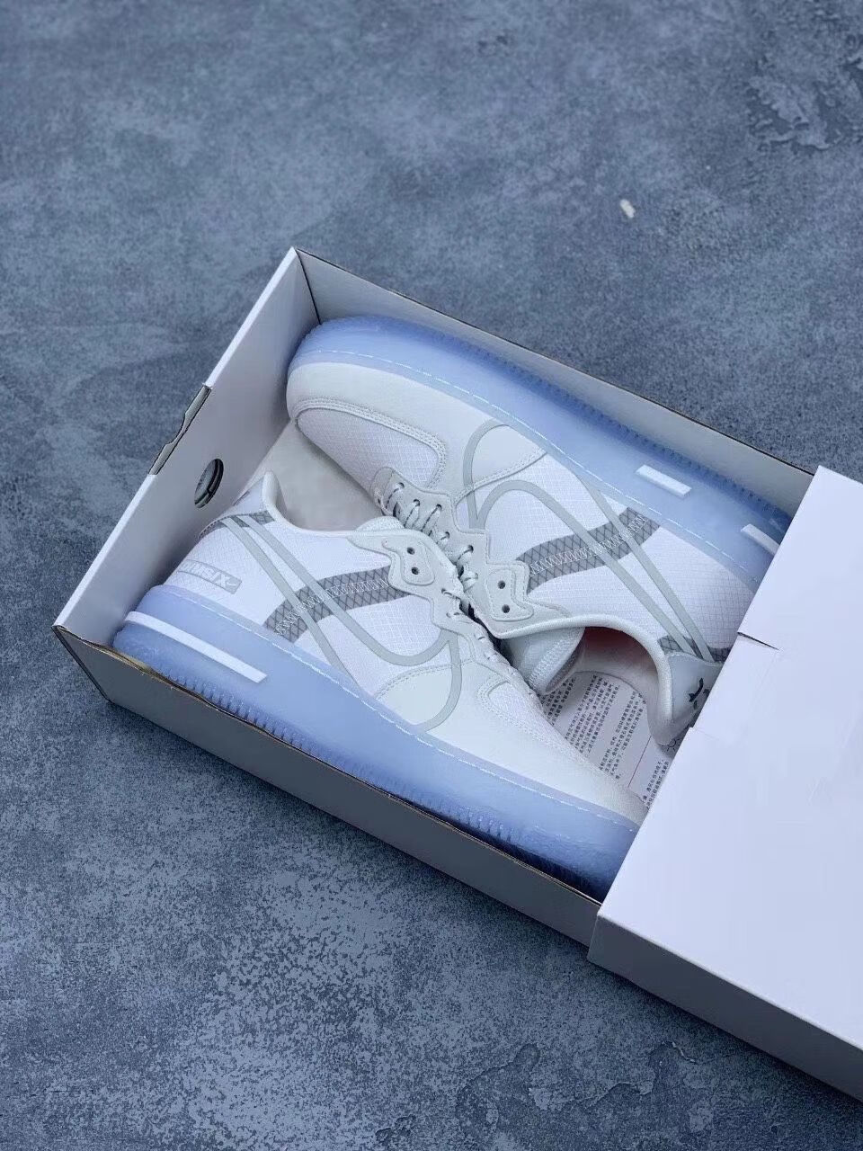 nike耐克aj 1英雄联盟女鞋手撕炫彩镭射电玩像素高帮板鞋男骨冰蓝