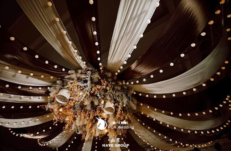 婚庆吊顶布幔 婚庆弹力布吊顶纱幔布幔装饰韩式婚礼堂布置云顶纱酒店