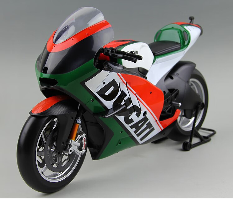 杜卡迪机车模型1:6 摩托车模型gp赛事仿真合金机车模型收藏摆件