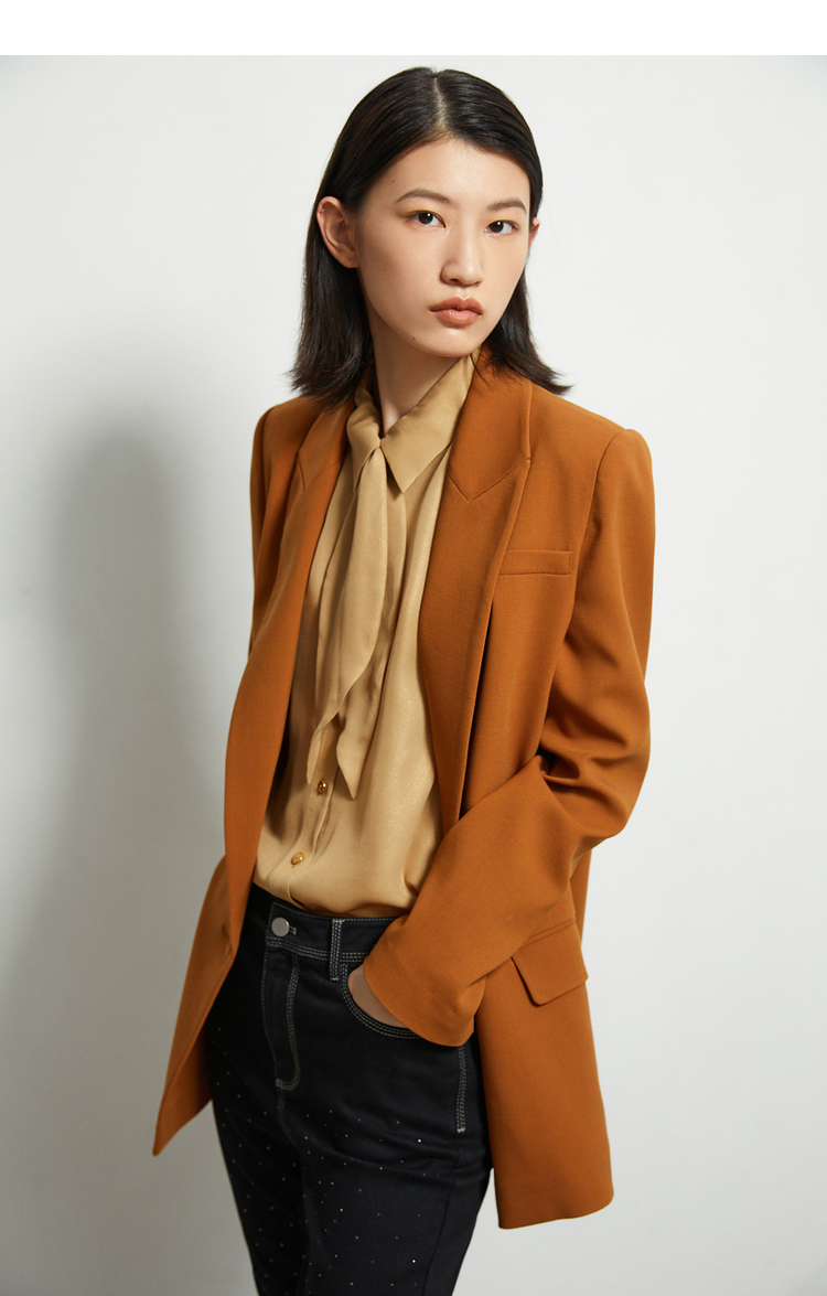 恩裳2021秋季新款都市摩登立体有型小西服气质大方女士外套西装 棕色