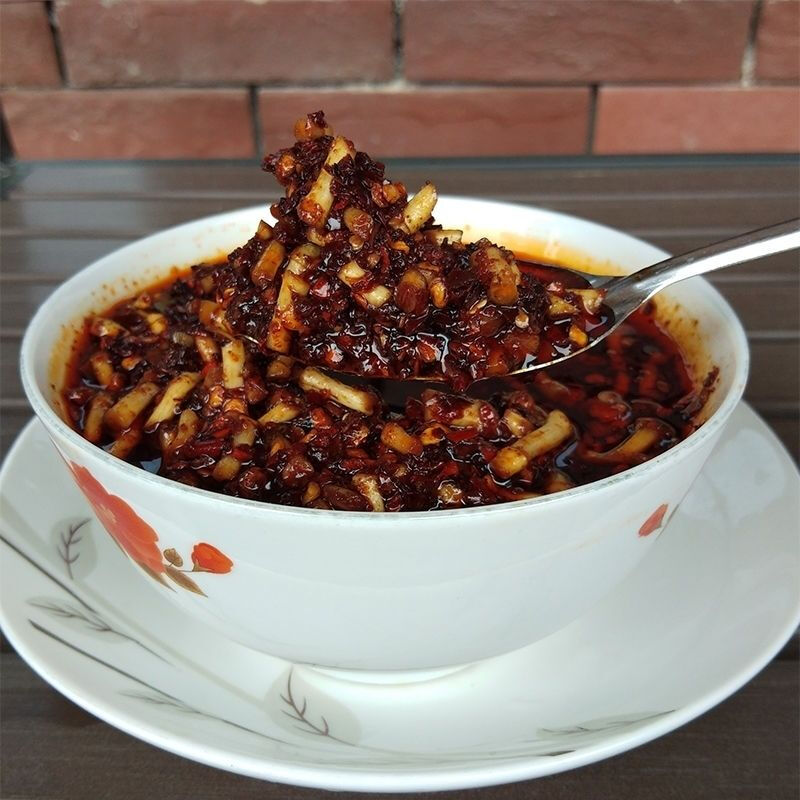 贵州特产折耳根油辣椒鱼腥草辣椒油凉菜红油辣椒酱蘸水调料折耳根辣椒