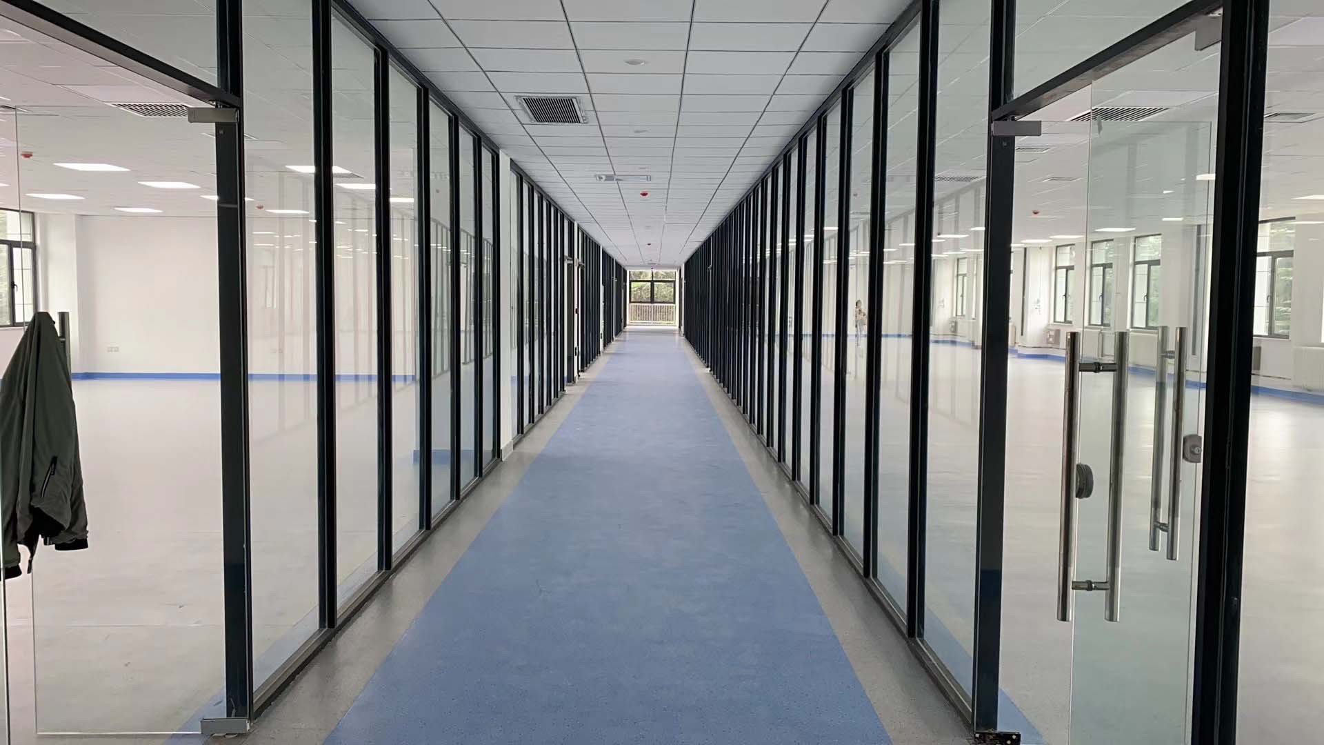 大巨龙pvc地板 展厅工厂地板胶 办公室塑胶地板 学校地板革 发布5 2m*