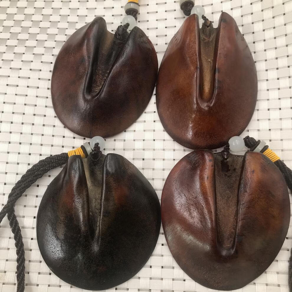 坚银女朋友礼物黑驴蹄子吊坠牌子手把件刮痧板定制款