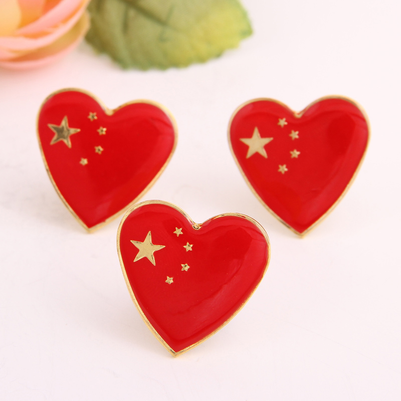 爱心(蝴蝶扣款)5枚   品名:五星红旗 旗形尺寸:1