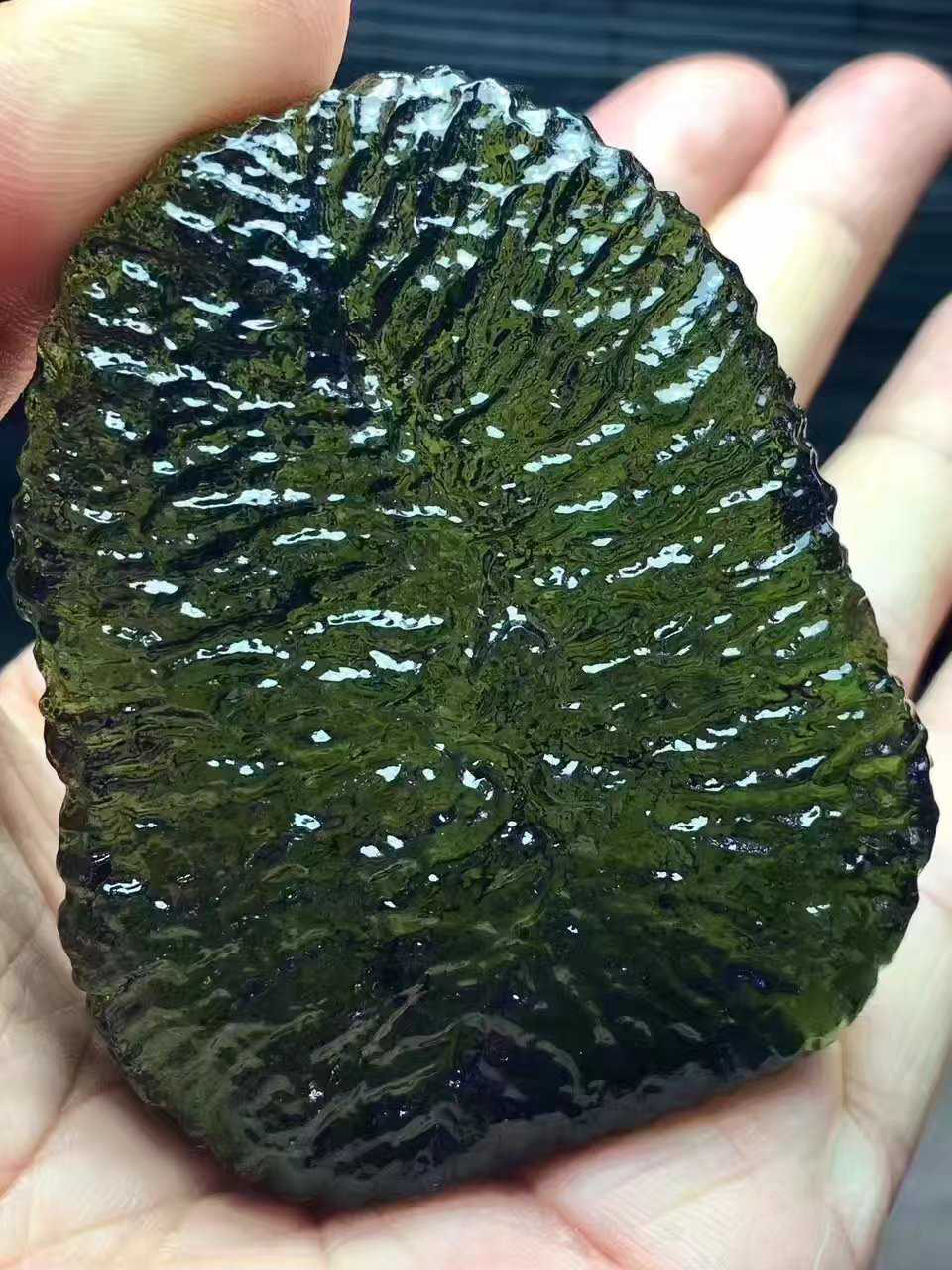 天然玻璃绿陨石 捷克陨石moldavite吊坠大个头 能量石随行原石 88克