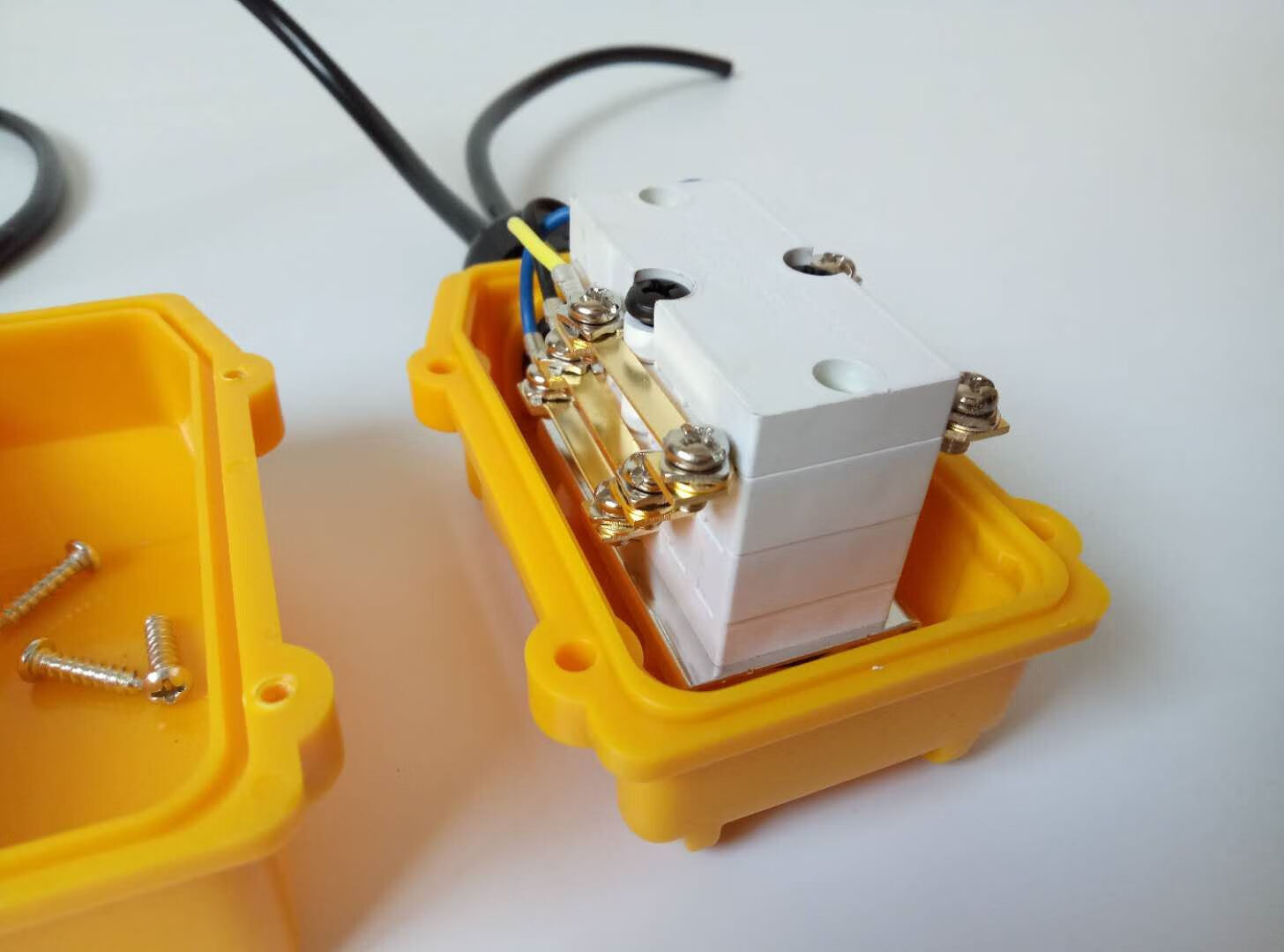 380v三相cob-21上下直控按钮1吨提升机开关带线卷扬升降 带线按钮把子