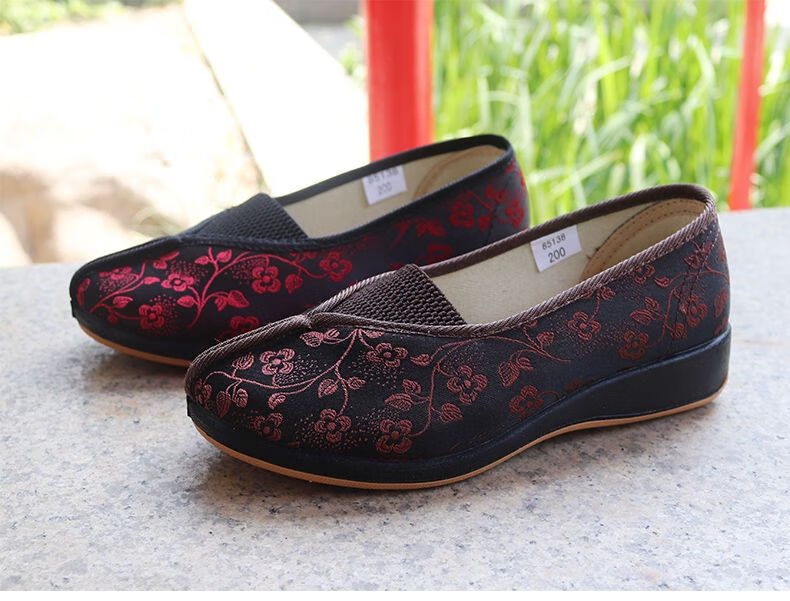 寸金莲老年人奶奶三寸金莲老人裹脚小脚老太太老北京布鞋31女老年人32