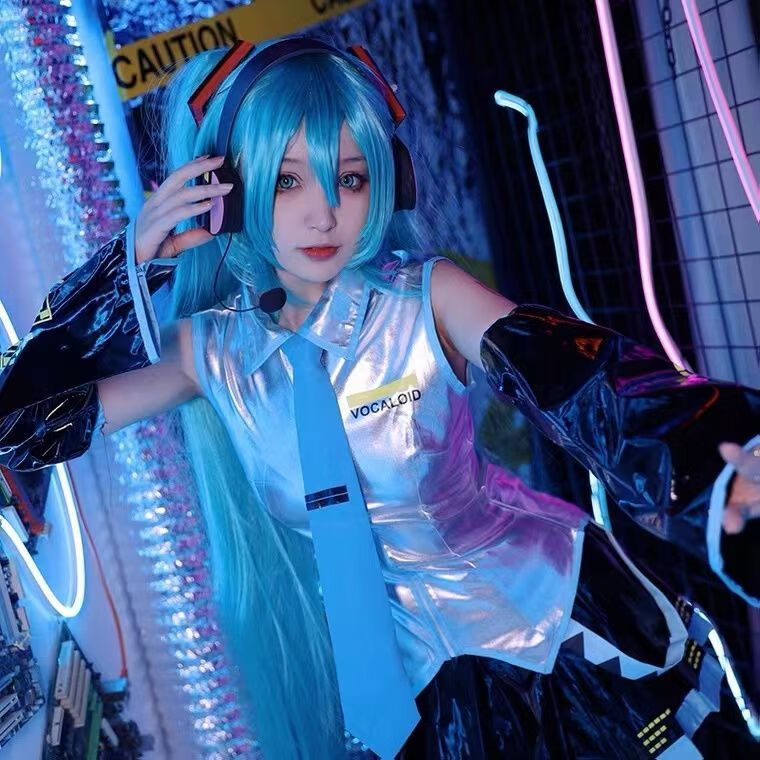 左婷性感初音未来 miku公式服漆皮cosplay服日本动漫服装jk女套装