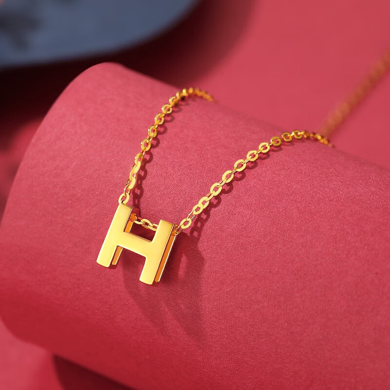 周大福款式5g黄金项链女999足金字母h吊坠锁骨链时尚ins简约生日礼物
