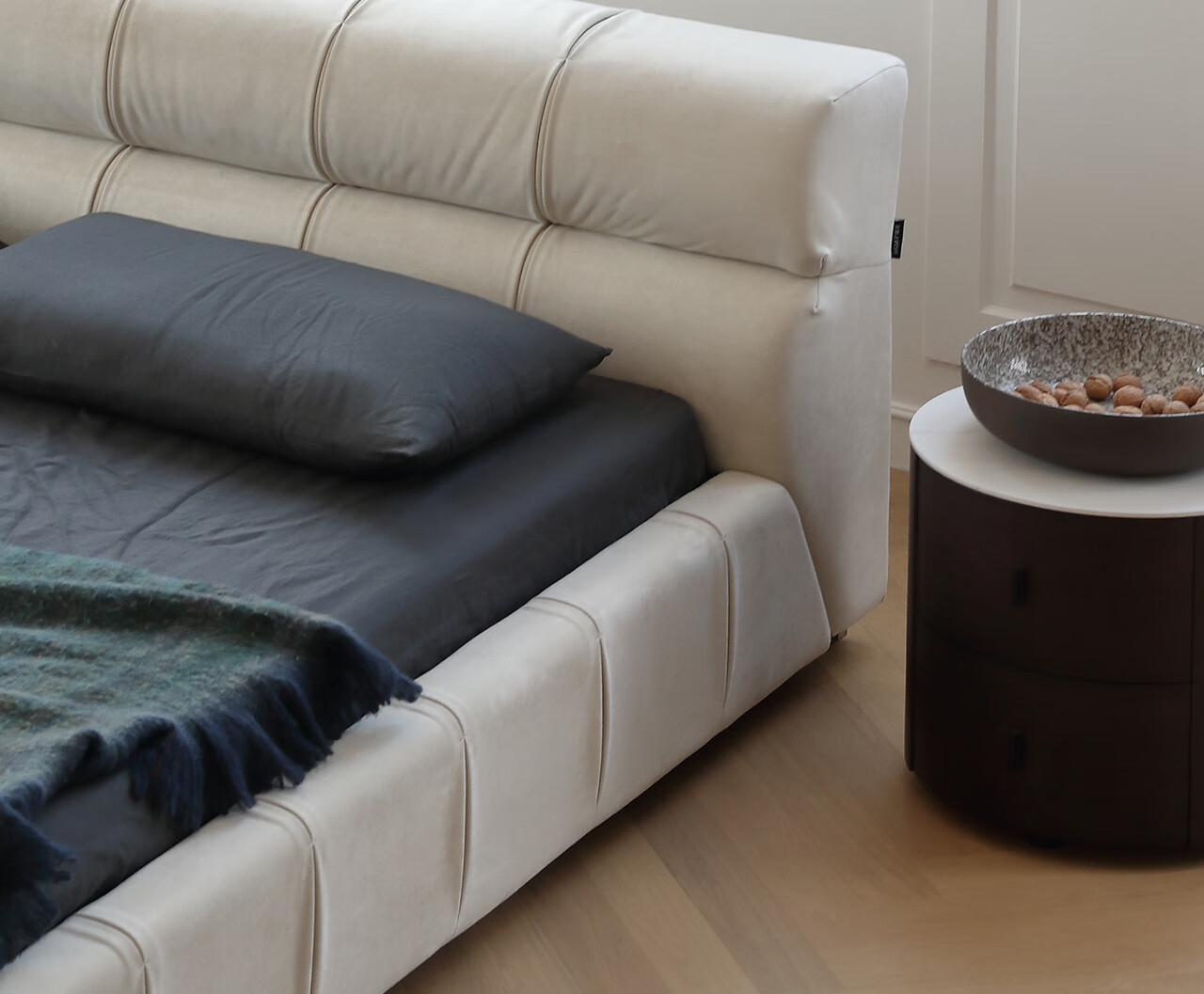 简约布艺床b&btufty泡芙床主卧双人婚床意式极简床麂皮绒网红款布床