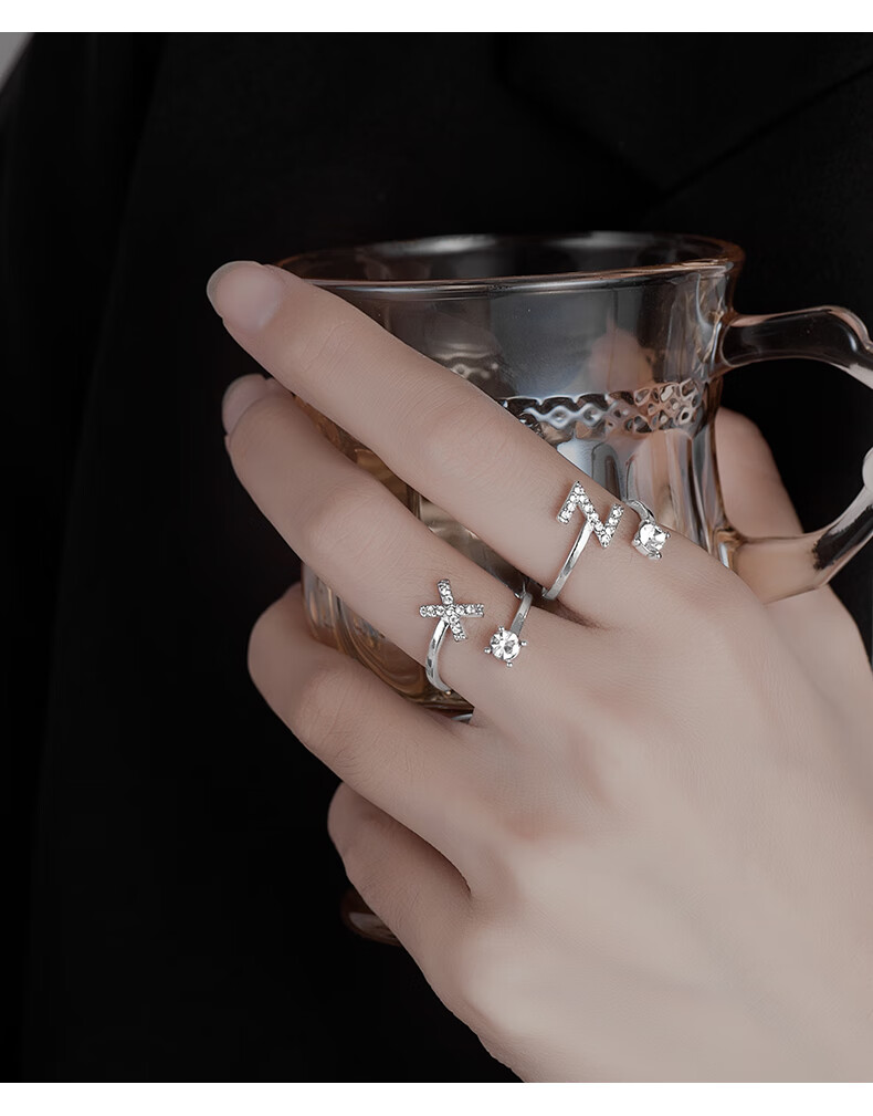 单人戒指女925戒指女小众设计高级感不掉色轻奢字母开口可调节食指戒