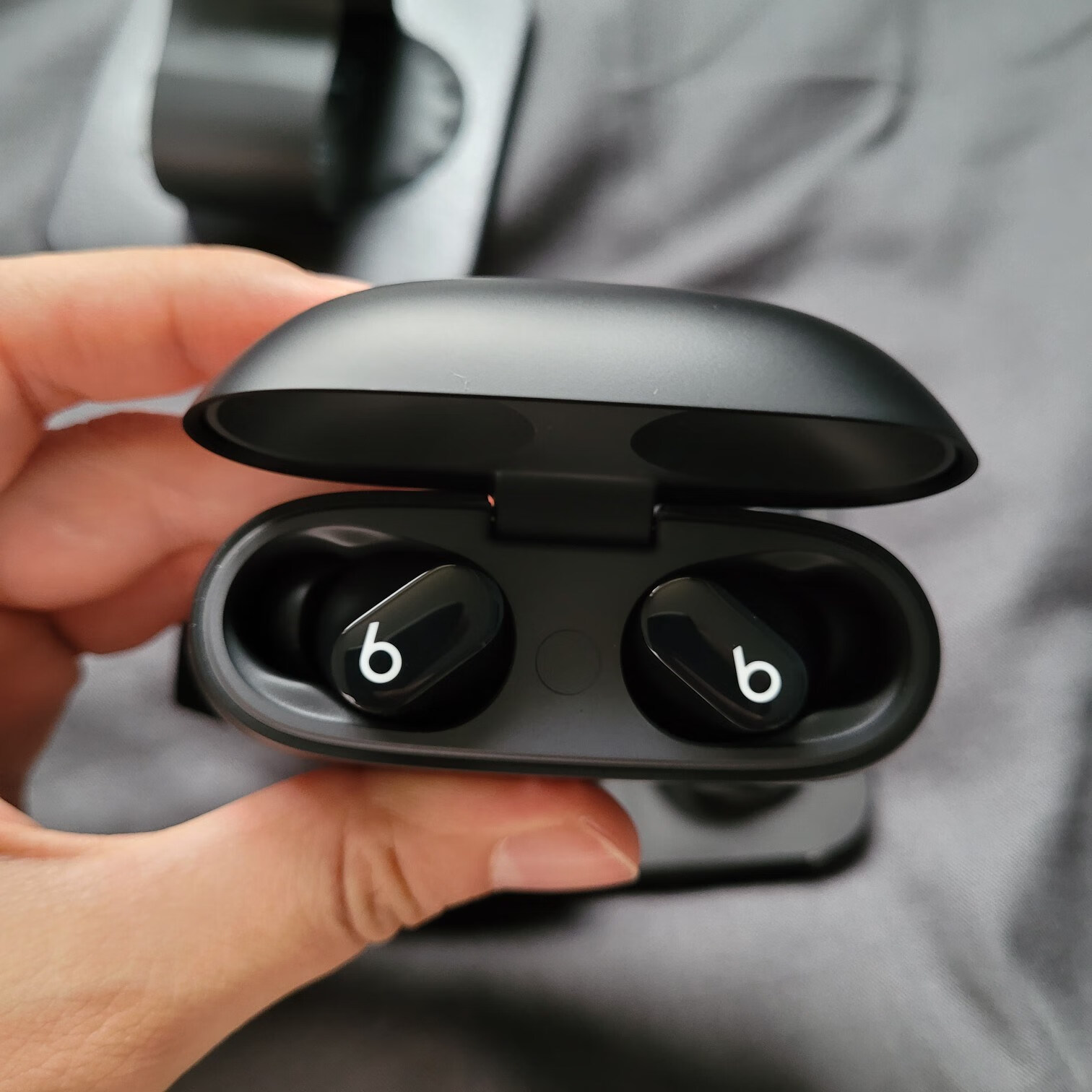 beats beats studio buds 真无线主动降噪蓝牙耳机詹姆斯同款运动b