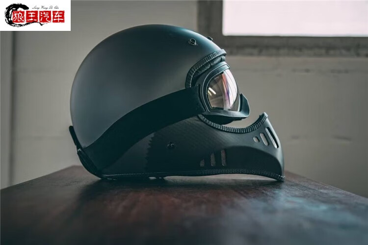 西班牙进口哈雷头盔凯旋拿铁vespa摩托车复古盔美式重机全盔碳纤维