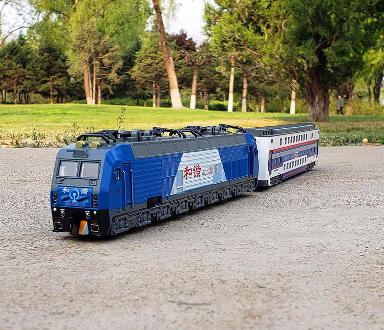 绿皮火车模型玩具 2022新款东风火车头复古煤气火车合金车仿真声光