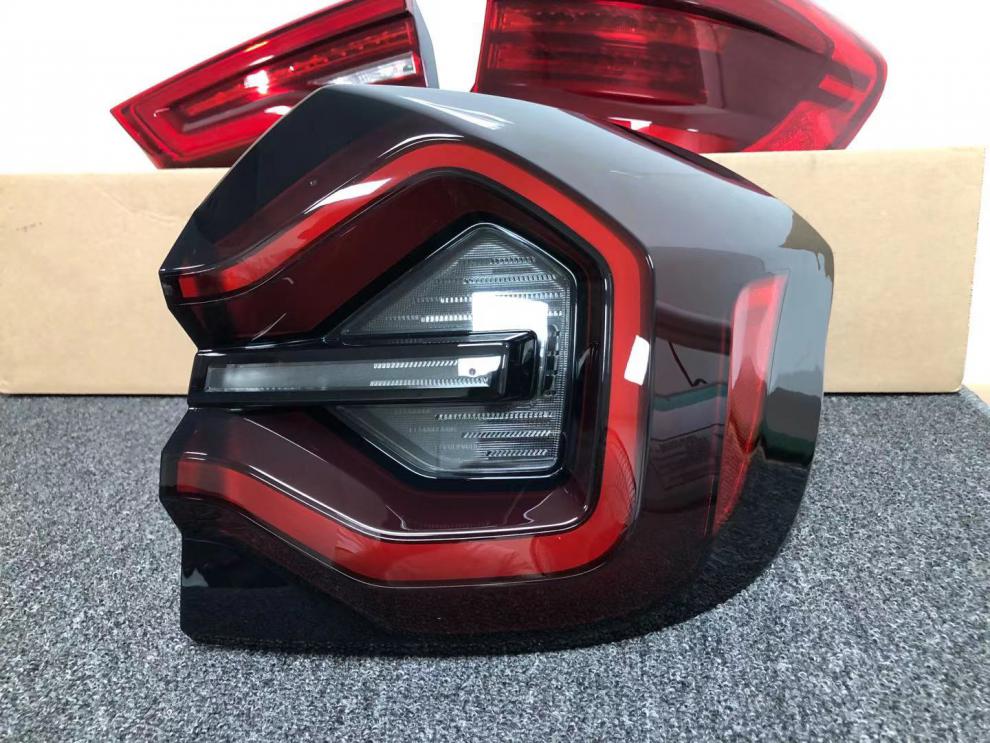 适用于宝马x3尾灯g08后灯x3左后尾灯x3尾灯总成刹车灯转向灯灯罩 壳