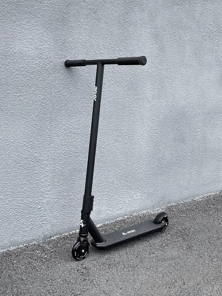 众舰行 极限滑板车专业after成人学生学校园两轮代步专业极限滑板车