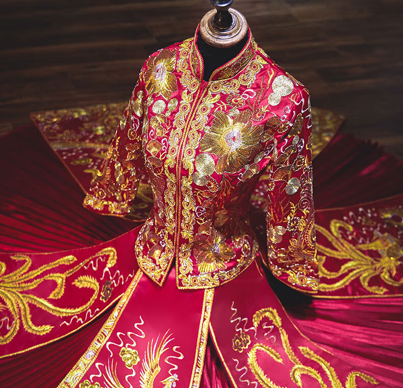 雪千羽 秀禾服新娘2020新款敬酒服龙凤褂中式婚纱凤冠霞帔结婚礼服女