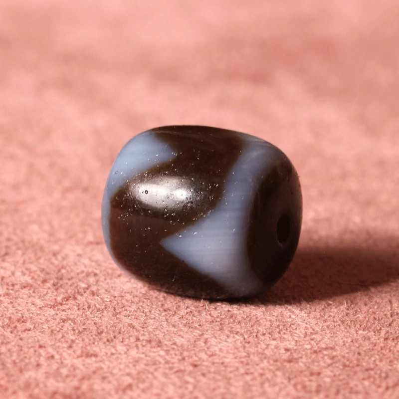 顶盈西藏真品至纯虎牙天珠高油蓝沁风化配饰手串隔珠吊坠玛瑙达洛桶珠