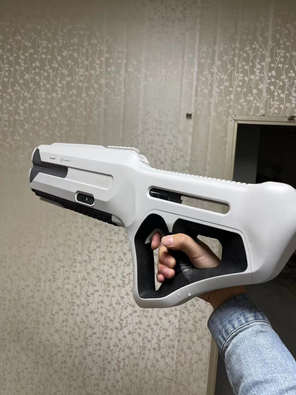 抖音同款电动水牛水枪连发高压喷水枪大容量自动吸水超远射程夏日戏水