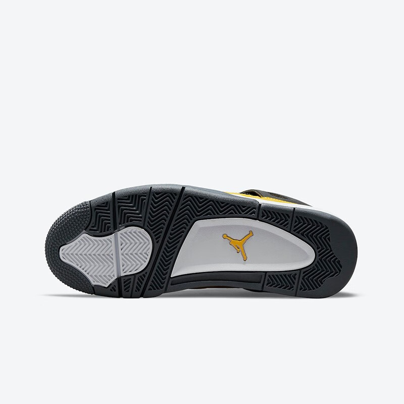 系带适用季节:四季通用流行元素:拼接上市时间:2021年秋季鞋底材质