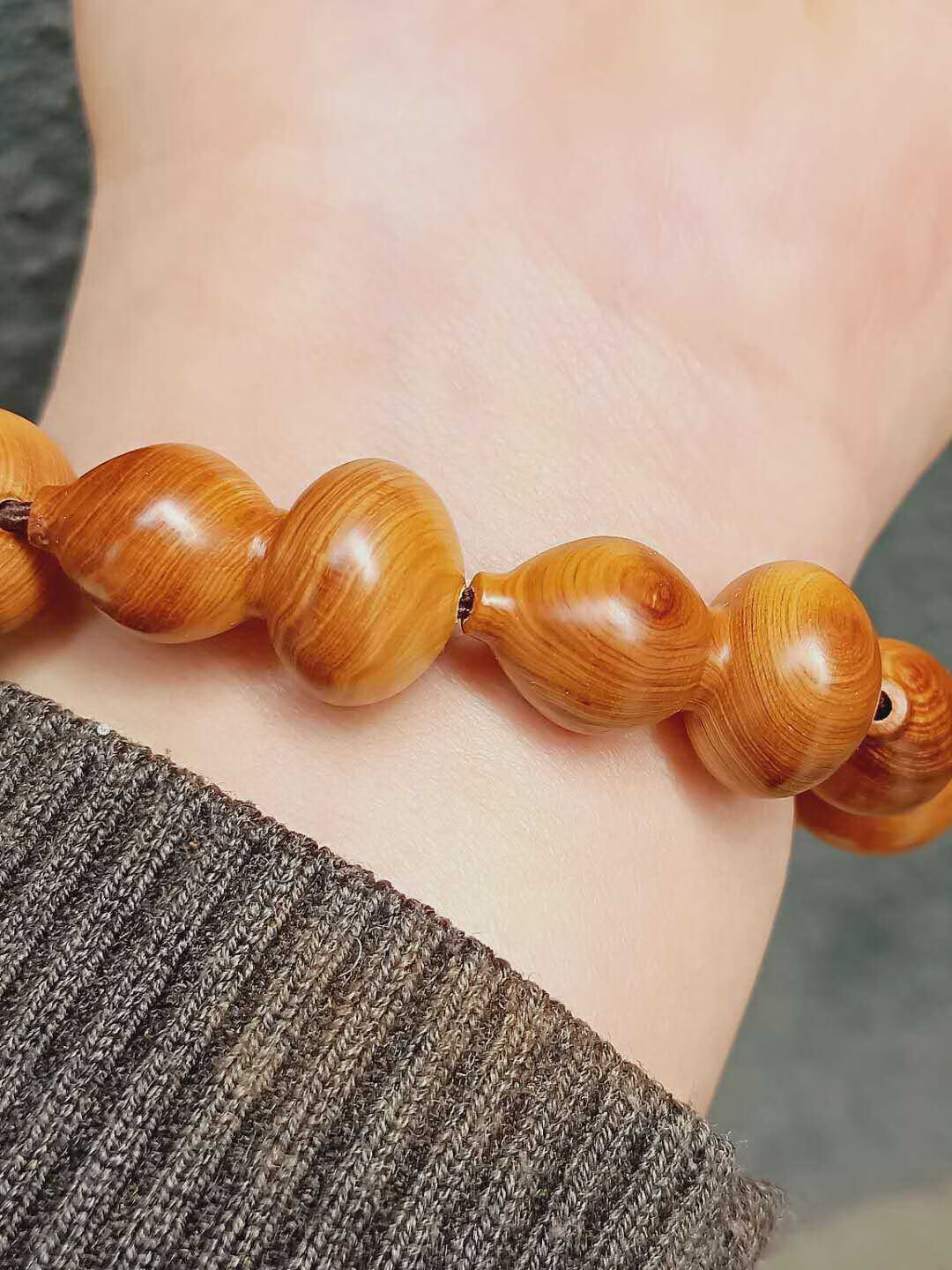 crimson kingdom太行陈化崖柏手串,纯手工镜面抛光葫芦手串,本人款