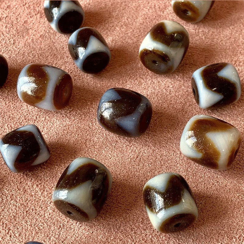 顶盈西藏真品至纯虎牙天珠高油蓝沁风化配饰手串隔珠吊坠玛瑙达洛桶珠