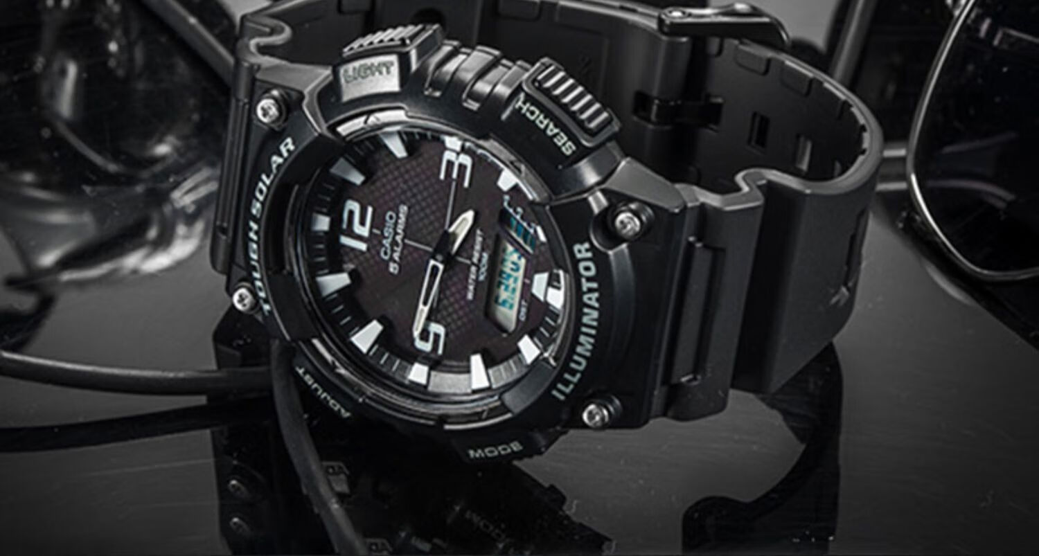 卡西欧(casio)手表男学生aeq110防水运动黑金黑武士男士电子手表 aq-s