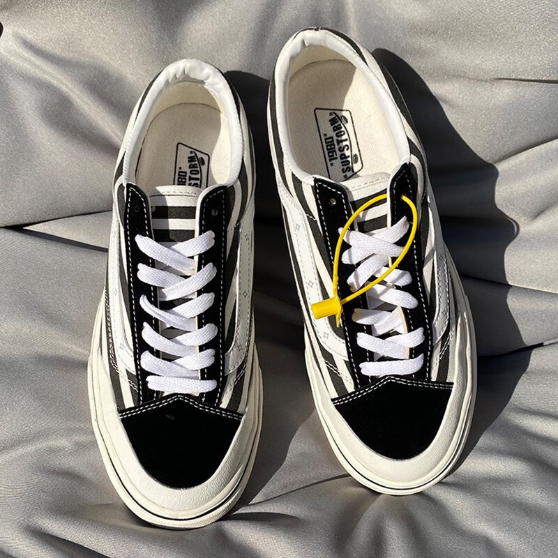 万斯(vans)联名新款休闲男女鞋wanshi夏秋黑白斑马纹低帮帆布鞋 黑白