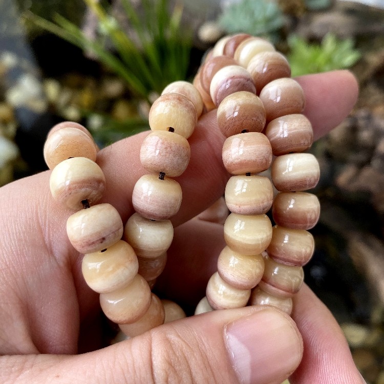 老凤凰天然骆驼骨108颗老型桶珠未脱脂驼骨藏传灵骨念珠佛珠子手串