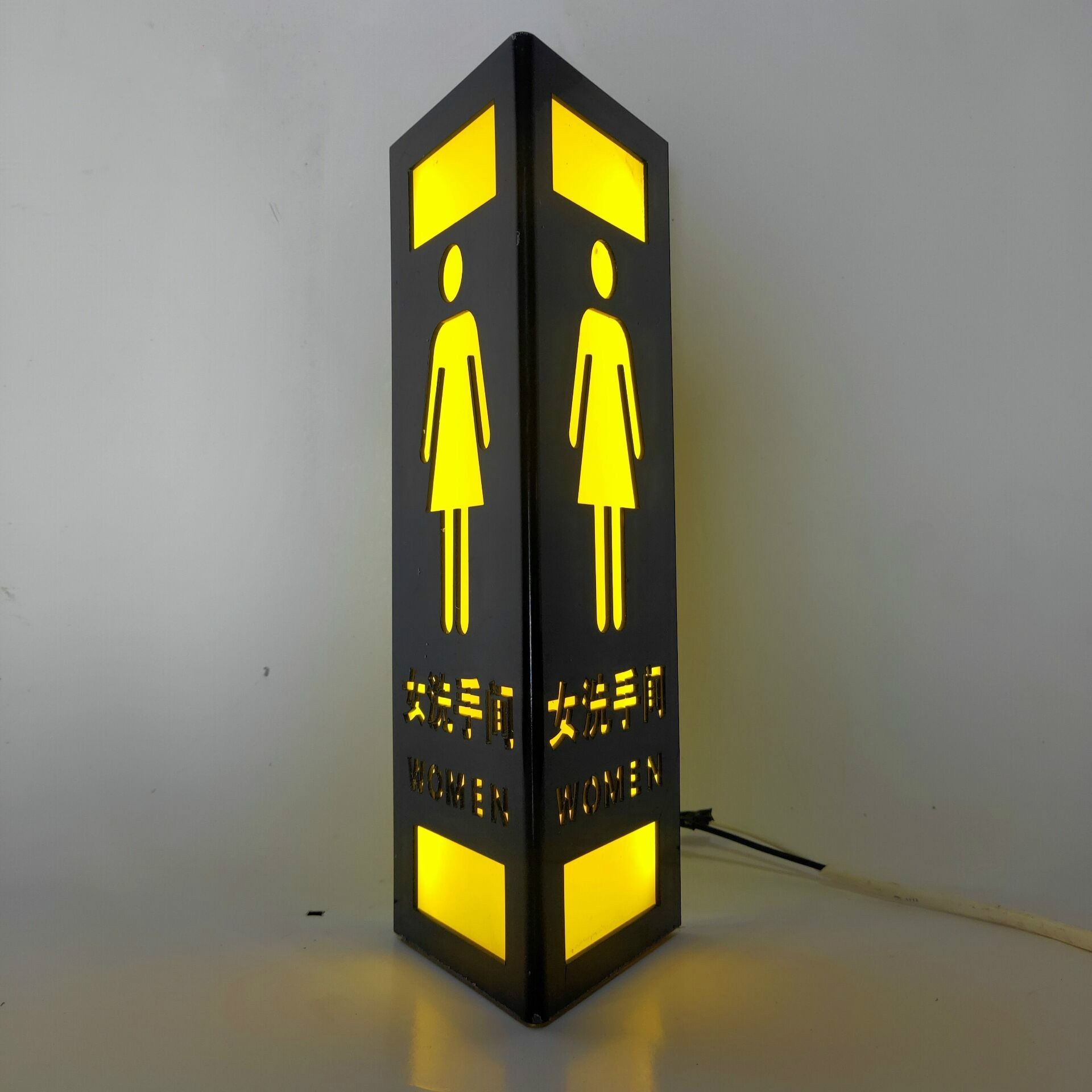 厕所提示牌卫生间发光标识牌创意双面发光led灯男女洗手间指示牌悬挂