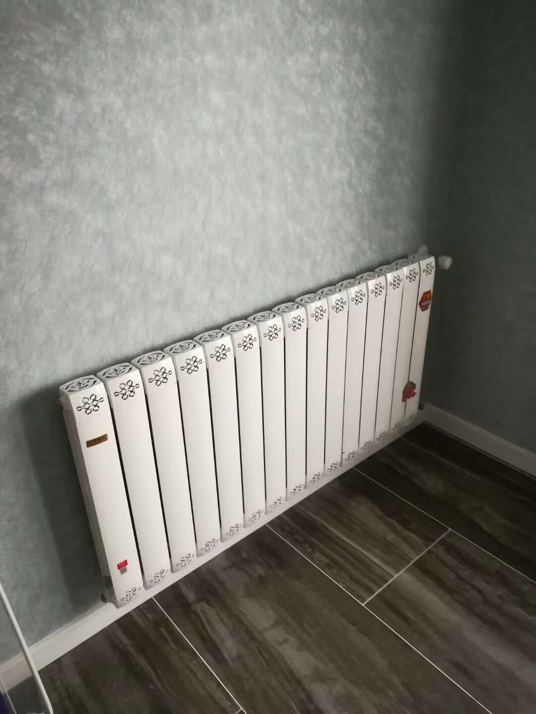 暖气片壁挂式暖气片家用铜铝复合散热器壁挂客厅卧室8080加厚铜芯水道