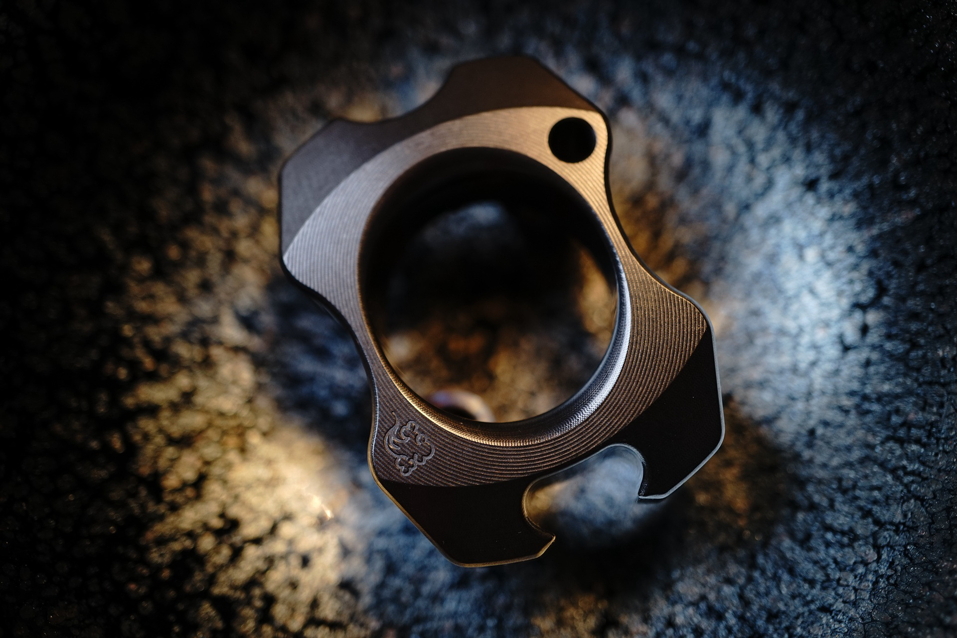 单指指虎钛合金 凯撒作 顶配限量cfc专拍 开瓶器//单指指虎 锆合金钛