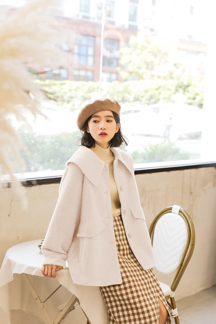 复古纯色毛呢外套女2019秋冬新款小清新宽松百搭娃娃领减龄上衣服