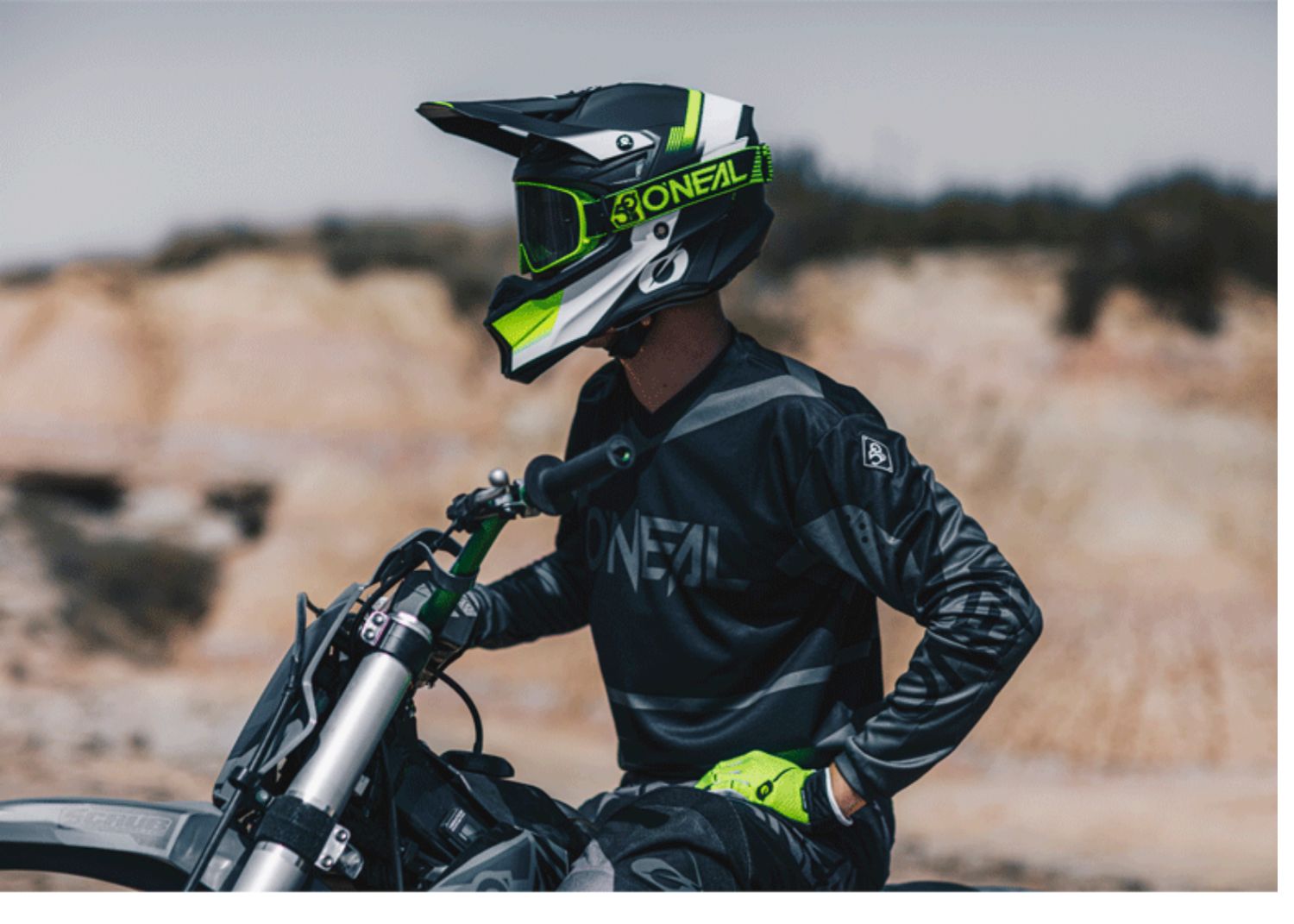 美国奥尼尔越野摩托车头盔机车骑行拉力盔防摔冬季透气男女白蓝黄l