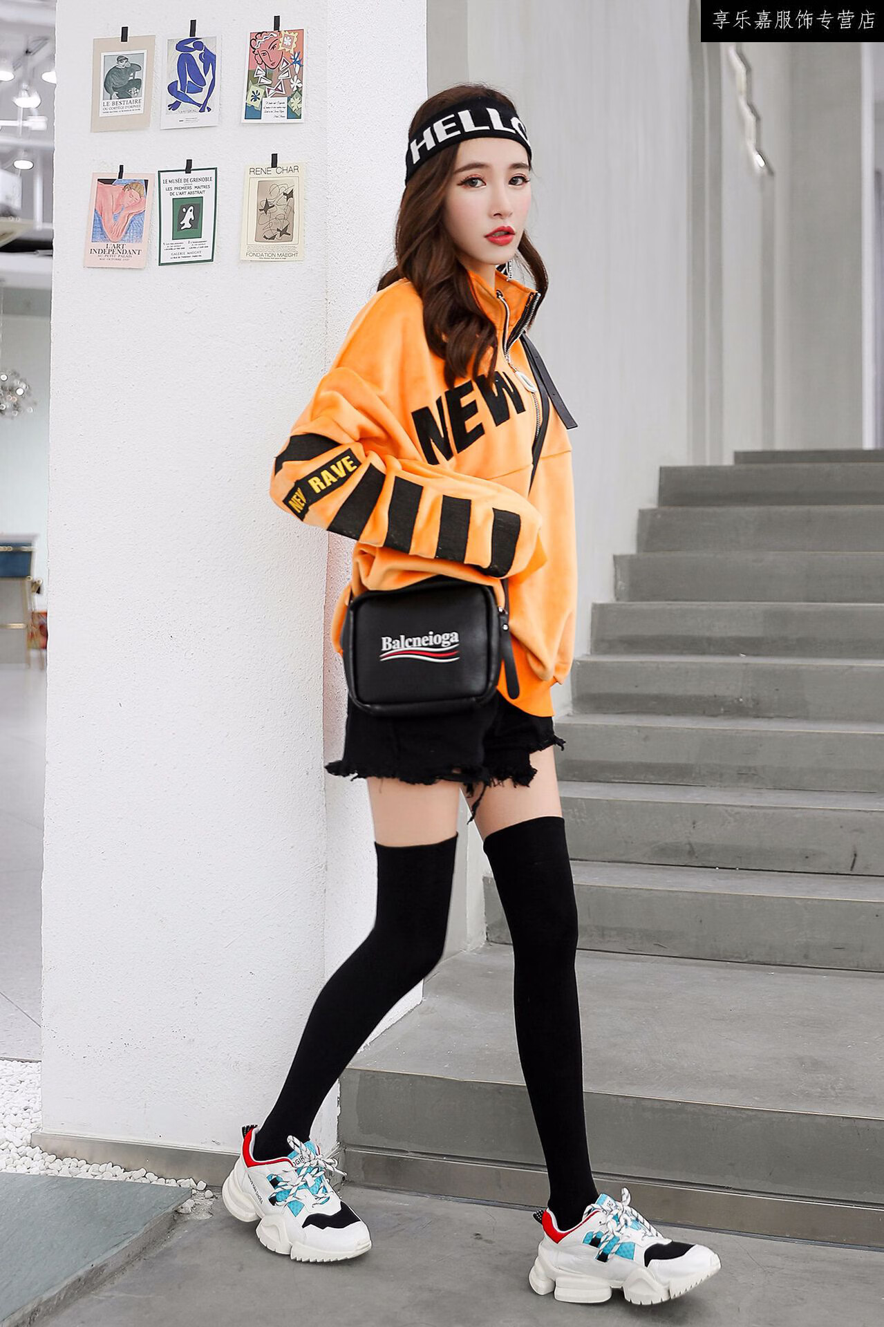 长筒过膝袜女 硅胶防滑过膝袜女秋冬全棉日系高筒袜纯黑色防滑长筒袜0