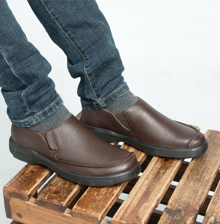 新品宽头脚宽男鞋圆头休闲鞋男皮鞋头层牛皮英伦套脚厚底软皮低帮男鞋