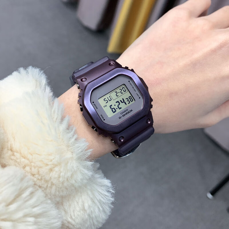 卡西欧 海外代购手表女baby-g防水白色小方块学生运动blx-560/bgd-560