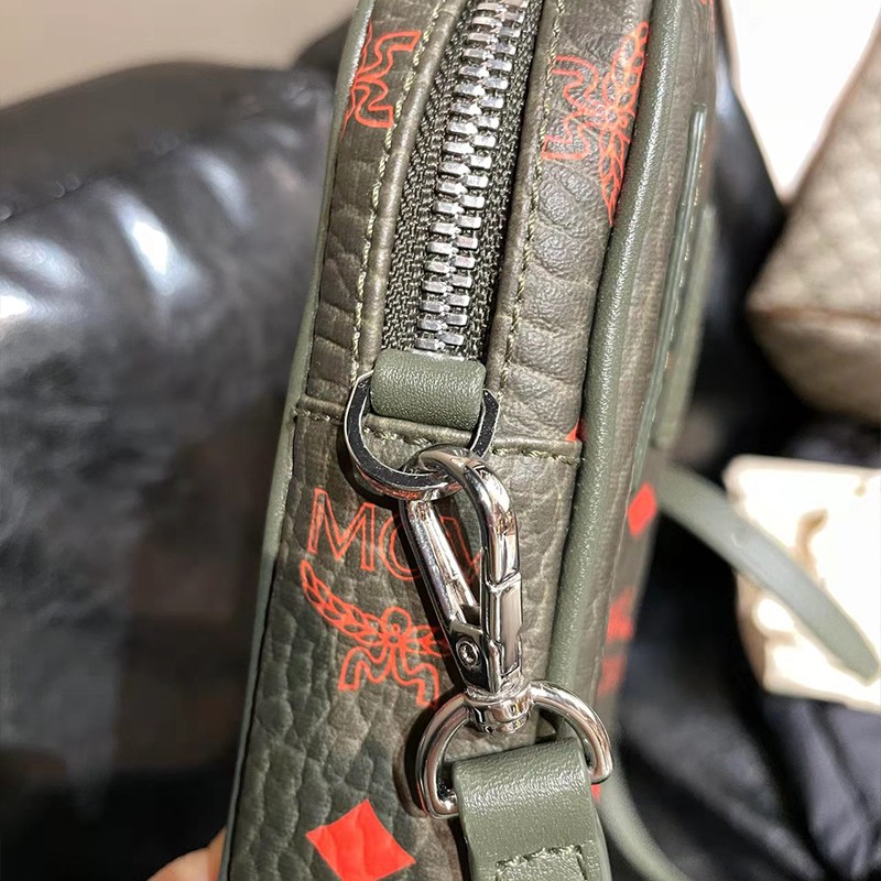 【二手99新】mcm女包 奢侈品二手 手机包 绿色牛皮 撞色 时尚潮流 单