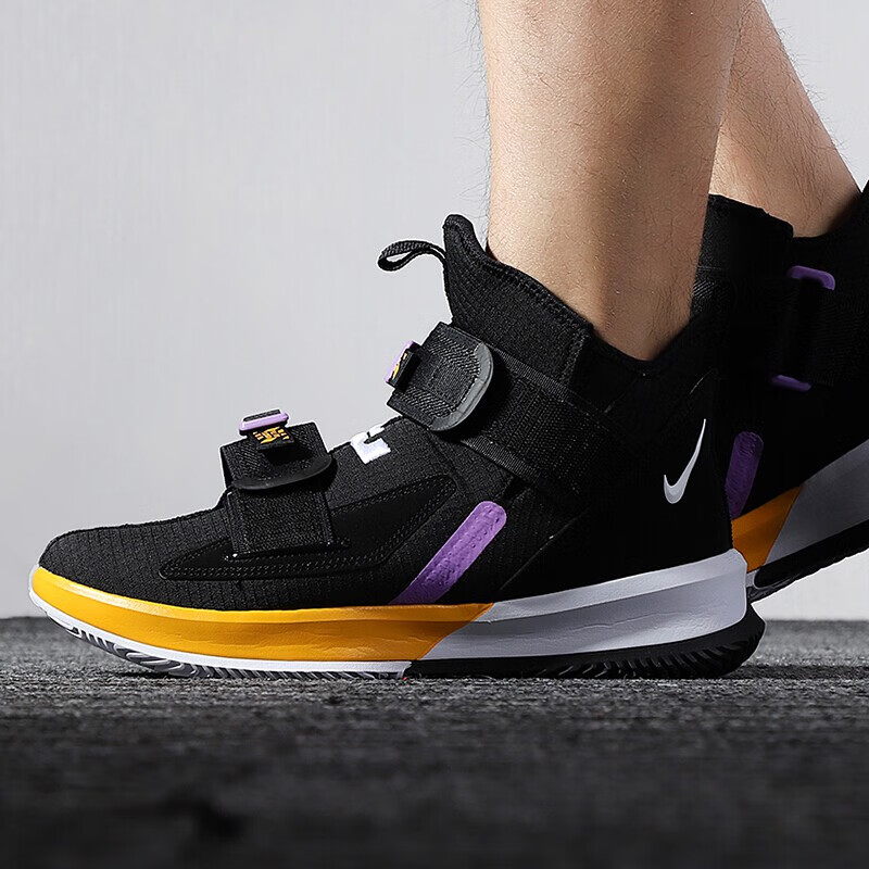 耐克lebron soldier 战士13詹姆斯士兵实战篮球鞋 ar4228-002 40