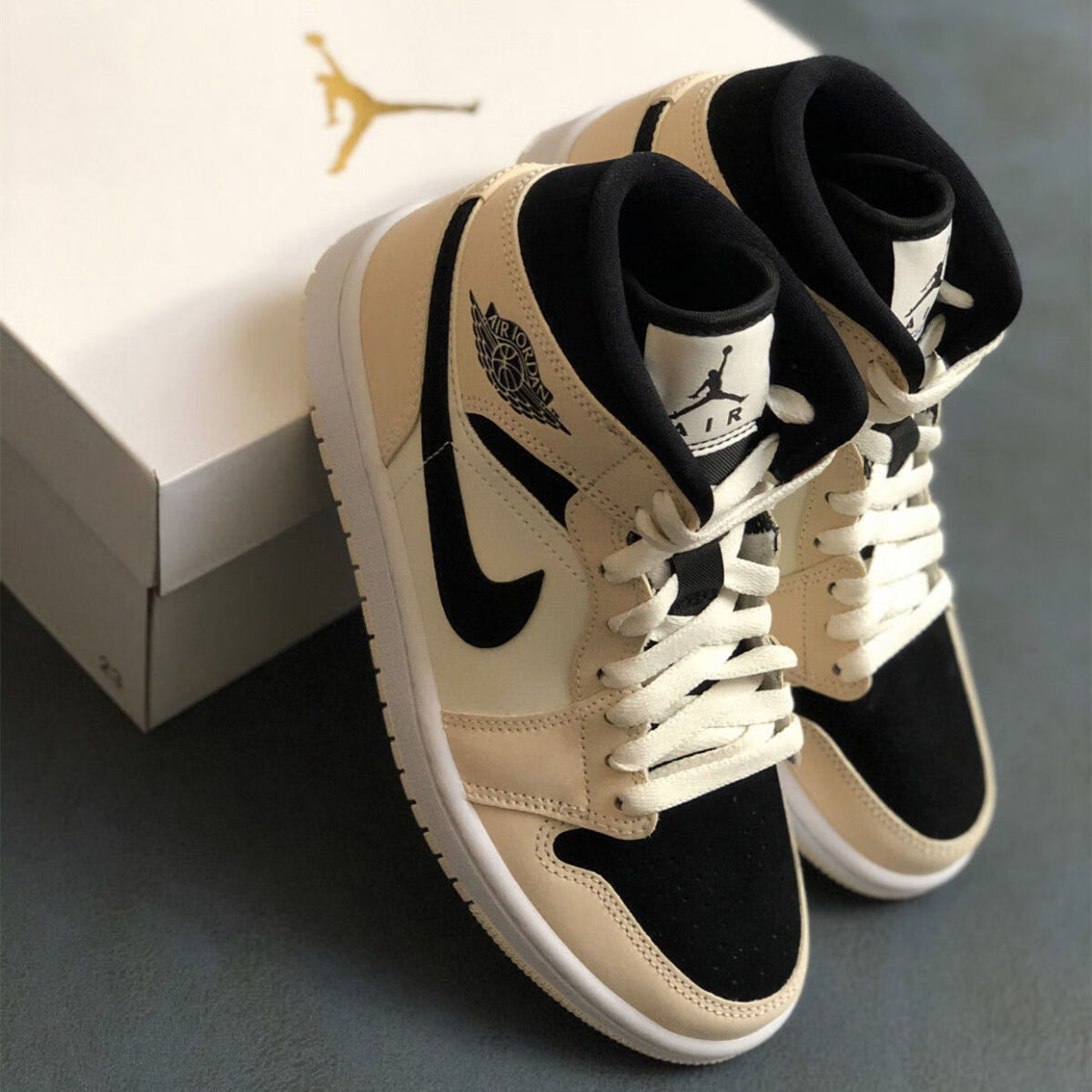 aj·1 奶茶 李斯丹妮同款奶茶 女生时尚百搭休闲鞋 浅灰色 41【图片