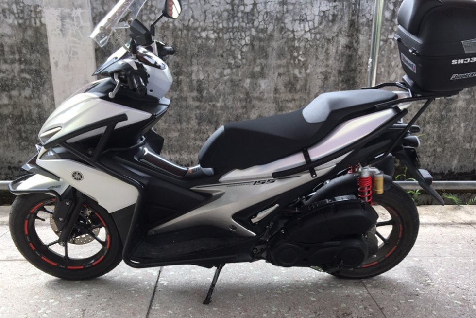 雅马哈 aerox155 nvx155 改装保险杠 保护杠 尾箱架 全套 现货 后护杠