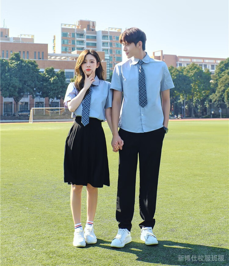 gg初高中生礼毕业照中艺术节合唱演出班服套装乔箐 女生灰衬衫 黑裙子