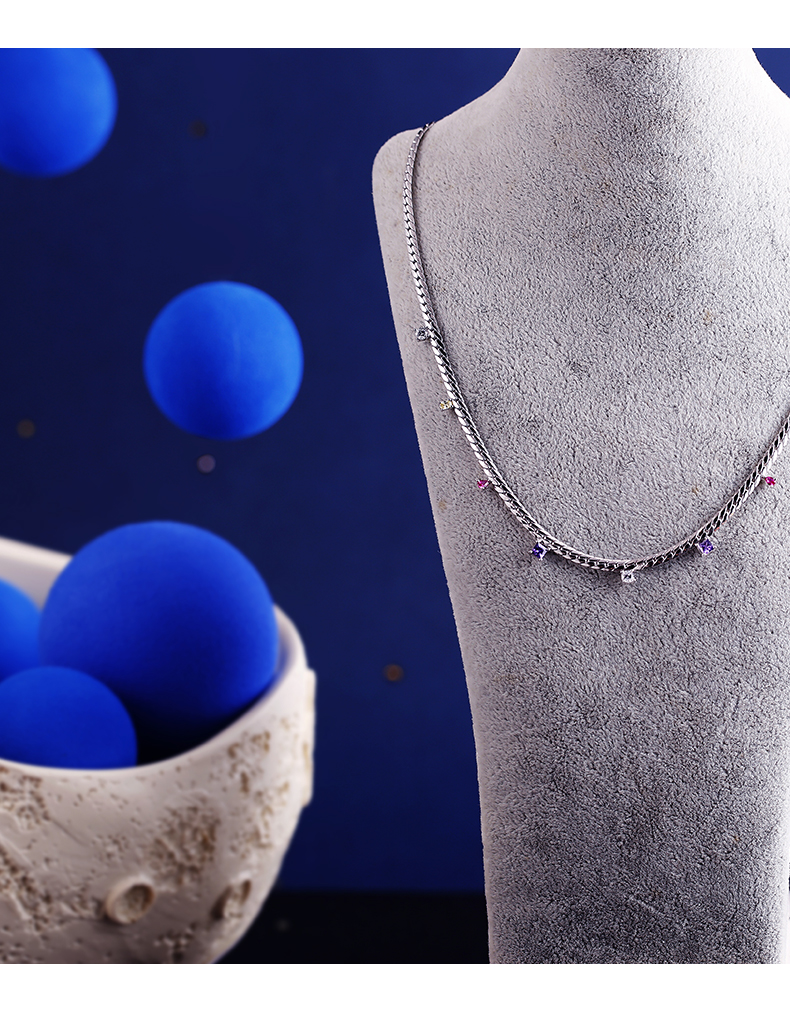 ck施华洛世奇锆彩虹项链女轻奢小众设计感短款彩色闪锆宝石颈链七夕