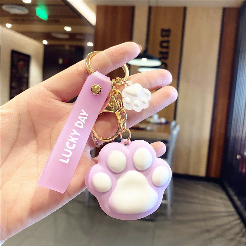 滴胶猫爪可爱公仔钥匙链硅胶汽车情侣钥匙卡通挂件书包挂饰钥匙扣