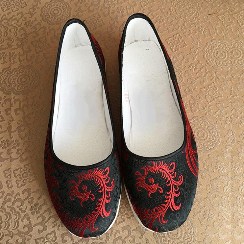 寿鞋女 老北京布鞋中老年民族风奶奶鞋千层底布底女寿鞋特大码女棉鞋