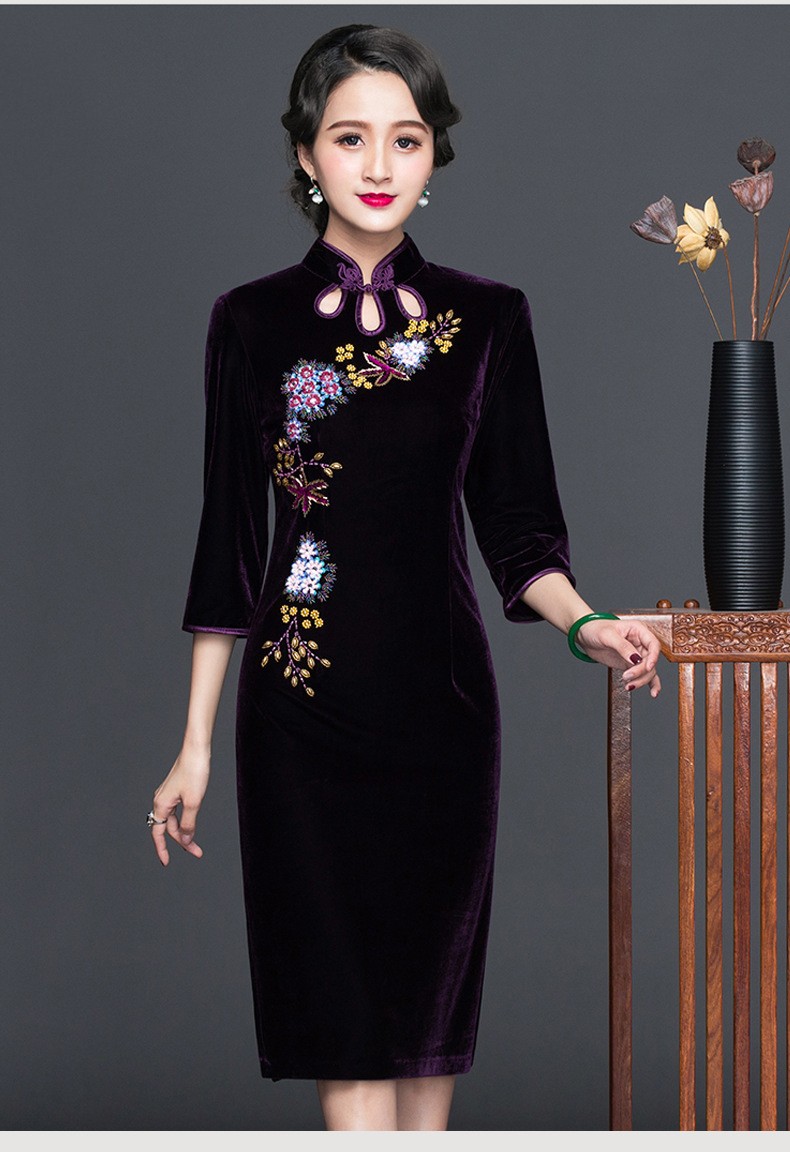 金丝绒旗袍裙中长款七分袖中式复古大码妈妈春秋装丝绒旗袍礼服女枣红