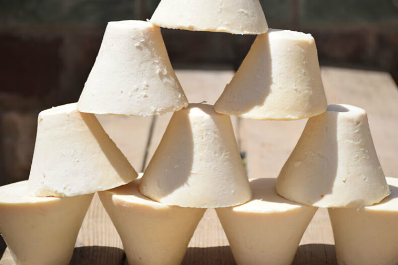 小城伊香 新疆羊奶手工皂土肥皂天然库车洗脸纯手工羊奶皂滋润清洁面