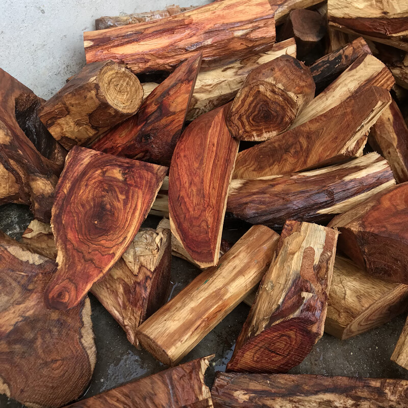 朴春天然海南黄花梨木料边角料佛珠手串原料海黄油梨红木diy原木摆件