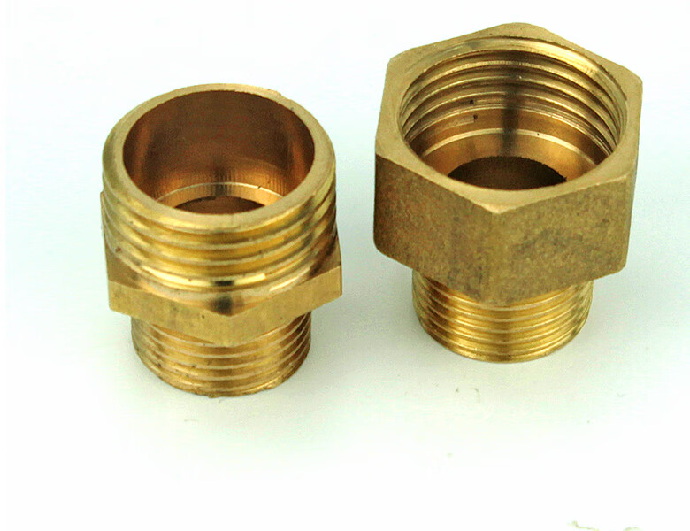 加厚4分转3分铜内外丝直接,内丝直径2.0cm,外丝直径1.6cm