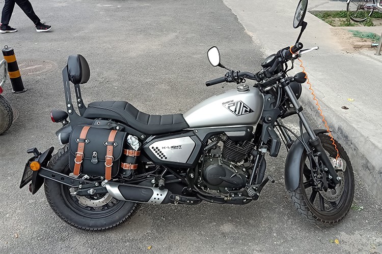 适用qj200-2h钱江凯威荣光200摩托车保险杠防摔杠后靠背货架202 主